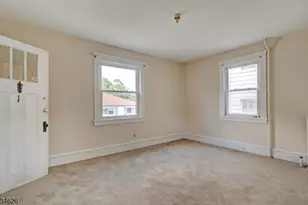 17 Logan Pl, Morristown, NJ 07960 - Photo 5