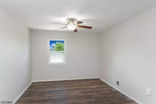 504 Nottingham Way, Raritan Township, NJ 08822 - Photo 3