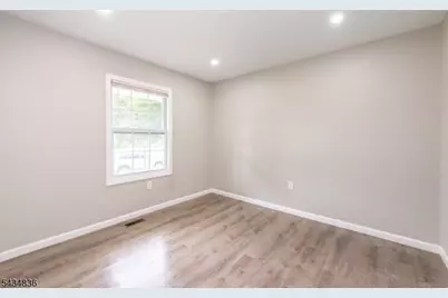 8 Wilcox Ave, Wharton, NJ 07885 - Photo 13