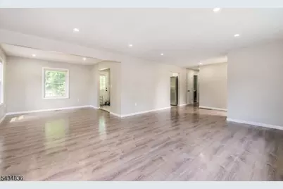8 Wilcox Ave, Wharton, NJ 07885 - Photo 5