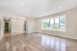 8 Wilcox Ave, Wharton, NJ 07885 - Photo 3