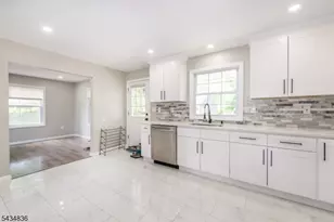 8 Wilcox Ave, Wharton, NJ 07885 - Photo 11