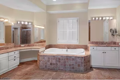 3 Maidstone Ct, Montgomery Township, NJ 08558 - Photo 17