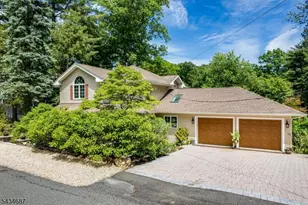 48 Rainbow Trail, Mountain Lakes, NJ 07046 - Photo 7
