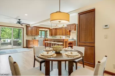 48 Rainbow Trl, Mountain Lakes, NJ 07046 - Photo 15