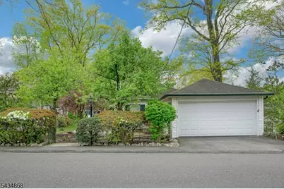 123 Reservoir Dr, Boonton Town, NJ 07005 - Photo 35