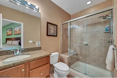 909 Brook Hollow Dr #909, Hanover Township, NJ 07981 - Photo 11