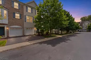 9 Sundance Way, Lopatcong Township, NJ 08865 - Photo 1