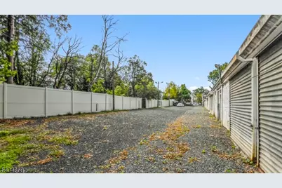 197 Park Ave, Orange, NJ 07050 - Photo 5