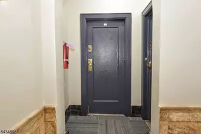 303 Hamilton Pl #A4, Hackensack, NJ 07601 - Photo 5