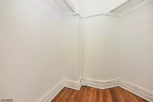 303 Hamilton Pl, Hackensack, NJ 07601 - Photo 9
