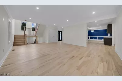 236 Park Ave, Berkeley Heights Township, NJ 07922 - Photo 9