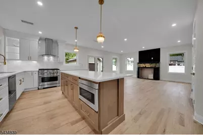 236 Park Ave, Berkeley Heights Township, NJ 07922 - Photo 11