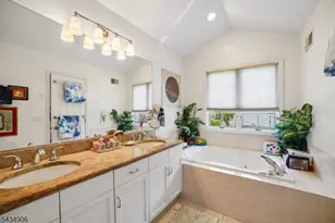 1098 Smith Manor Blvd, West Orange Township, NJ 07052 - Photo 21