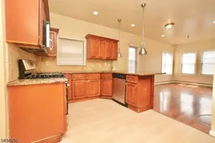 79 Chestnut St, West Orange Township, NJ 07052 - Photo 3