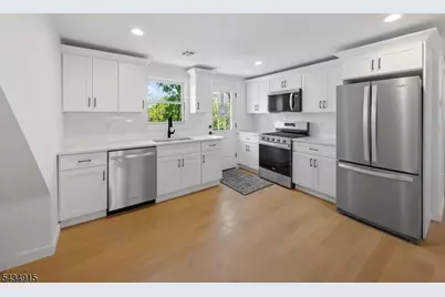 3 Meadow Rd #3, Edison, NJ 08817 - Photo 1