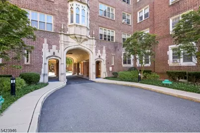 133 Summit Ave #39, Summit, NJ 07901 - Photo 1