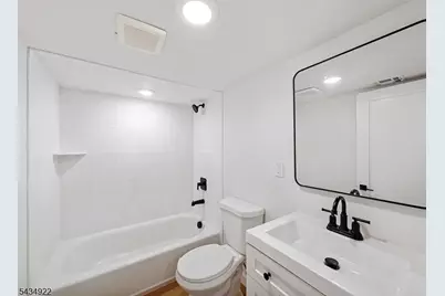 3 Meadow Rd #1, Edison, NJ 08817 - Photo 5