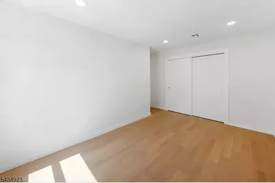 3 Meadow Rd #2, Edison, NJ 08817 - Photo 5