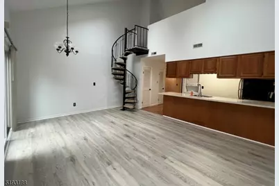 20 Augusta Dr #8, Vernon, NJ 07462 - Photo 1