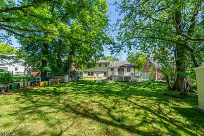 318 Highland Ave, Orange, NJ 07050 - Photo 45