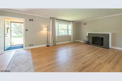 318 Highland Ave, Orange, NJ 07050 - Photo 5