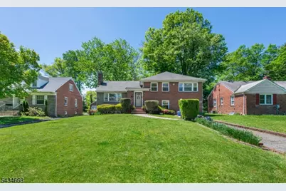 318 Highland Ave, Orange, NJ 07050 - Photo 47