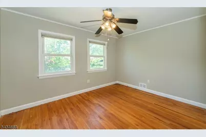 318 Highland Ave, Orange, NJ 07050 - Photo 25