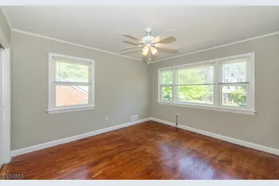 318 Highland Ave, Orange, NJ 07050 - Photo 27