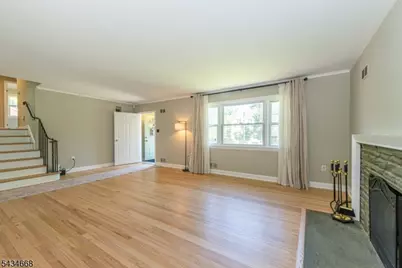 318 Highland Ave, Orange, NJ 07050 - Photo 7