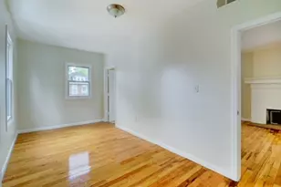 1035 Hunterdon St, Newark, NJ 07112 - Photo 5