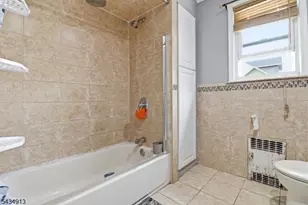 407 3rd Ave, Newark, NJ 07107 - Photo 21