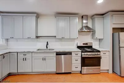 163 Greenwood Ave, East Orange, NJ 07017 - Photo 15