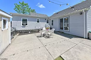 28 Makemoney Ave, Wanaque, NJ 07420 - Photo 5