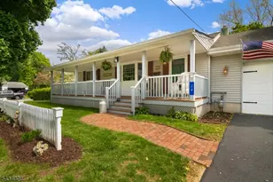 14 Justine Pl, Roxbury Township, NJ 07876 - Photo 3