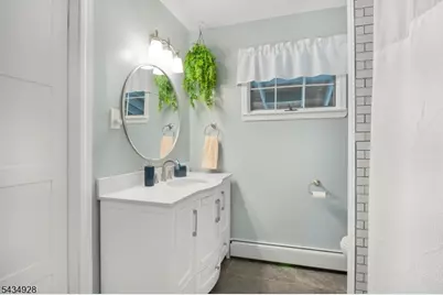14 Justine Pl, Roxbury Township, NJ 07876 - Photo 15