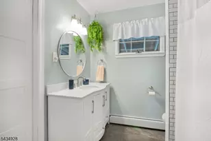 14 Justine Pl, Roxbury Township, NJ 07876 - Photo 15