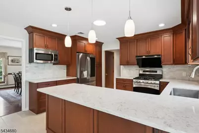 5 Glen Ridge Dr, Washington Township, NJ 07853 - Photo 13
