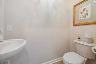 38 Constitution Way, Franklin Township, NJ 08873 - Photo 37