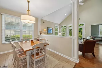 38 Constitution Way, Franklin Township, NJ 08873 - Photo 17