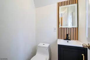 6 Norfolk Ave, Maplewood Twp., NJ 07040 - Photo 27