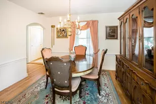 26 Crest View Hill Rd, Livingston Twp., NJ 07039 - Photo 9