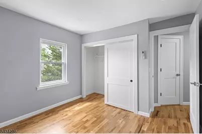 8 Germantown Ave, Edison, NJ 08817 - Photo 17