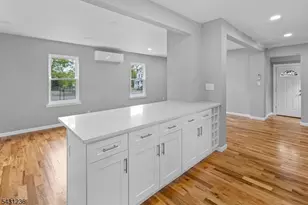 8 Germantown Ave, Edison, NJ 08817 - Photo 9