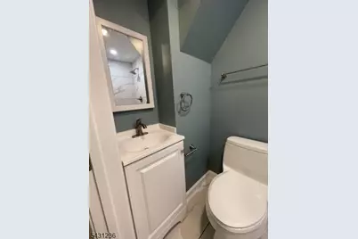 8 Germantown Ave, Edison, NJ 08817 - Photo 29