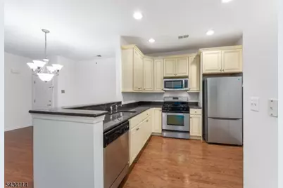 636 Sophee Ln, Lakewood Twp., NJ 08701 - Photo 13