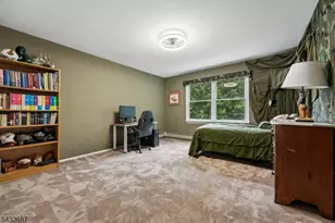 61 Howell Dr, West Orange Township, NJ 07052 - Photo 17