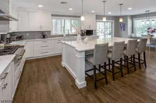 1 Sheridan Rd, Livingston, NJ 07039 - Photo 7