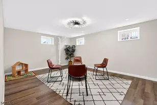 160 Elmwood Ave, Union Township, NJ 07083 - Photo 25