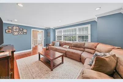 44 Nestlingwood Drive, Washington Township, NJ 07853 - Photo 7